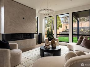 5808 Lakeview Drive, Kirkland WA 98033