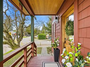 8752 Dayton Avenue N B, Seattle WA 98103