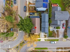 8752 Dayton Avenue N B, Seattle WA 98103