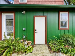 8752 Dayton Avenue N B, Seattle WA 98103