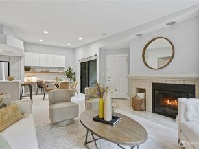 1354 Bellevue Way NE 4, Bellevue WA 98004