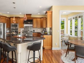 6230 Fairway Place SE, Snoqualmie WA 98065