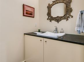 909 5th Avenue 2301, Seattle WA 98164
