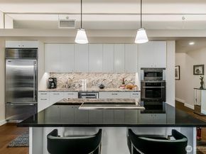 909 5th Avenue 2301, Seattle WA 98164