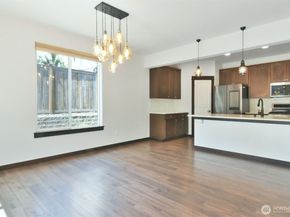 17723 3rd Avenue SE, Bothell WA 98012