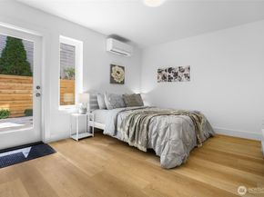 10533 E Stone Avenue N, Seattle WA 98133