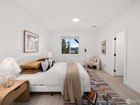 17003 SE 14th Lane, Bellevue WA 98008