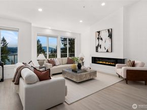 17003 SE 14th Lane, Bellevue WA 98008