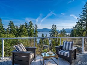 17003 SE 14th Lane, Bellevue WA 98008