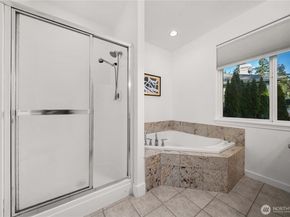 17003 SE 14th Lane, Bellevue WA 98008