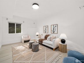 17003 SE 14th Lane, Bellevue WA 98008