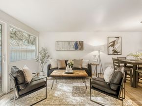 22906 Edmonds Way 10, Edmonds WA 98020