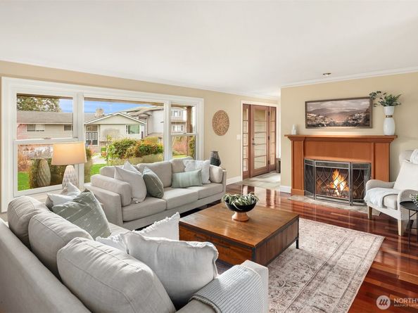 2416 NW 198th Street, Shoreline WA 98177