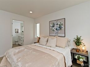 20208 90th Place S, Kent WA 98031