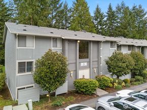 4727 W Lake Sammamish Parkway SE B201, Issaquah WA 98027