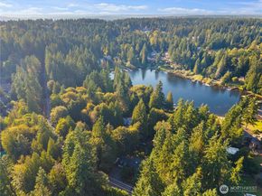 16502 NE 180th Place, Woodinville WA 98072