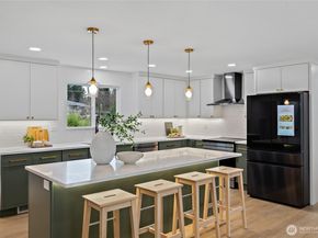 19628 Heinz Place, Lynnwood WA 98036