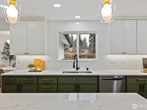 19628 Heinz Place, Lynnwood WA 98036