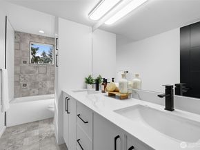 10702 Linden Avenue N, Seattle WA 98133