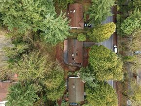 339 108th Avenue SE, Bellevue WA 98004