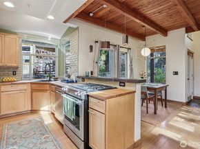 20215 15th Avenue NW C, Shoreline WA 98177