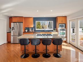 6206 52nd Avenue NE, Seattle WA 98115