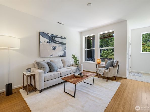 4160 29th Avenue S, Seattle WA 98108