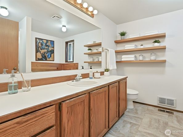 24004 10th Place W, Bothell WA 98021