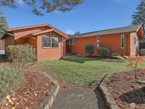 24004 10th Place W, Bothell WA 98021