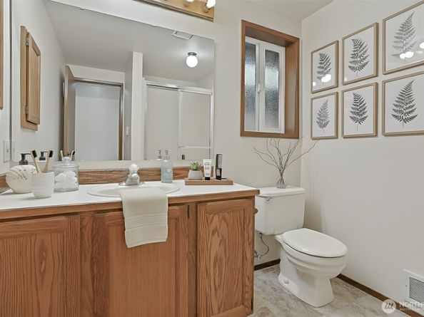 24004 10th Place W, Bothell WA 98021