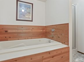 24004 10th Place W, Bothell WA 98021