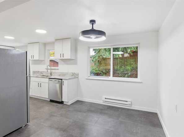 19615 SE 136th Street, Renton WA 98059