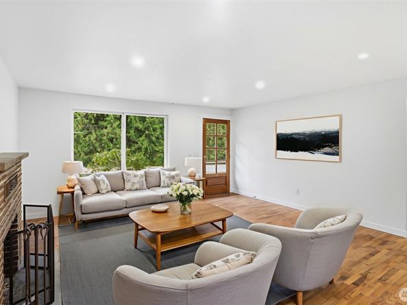 19615 SE 136th Street, Renton WA 98059