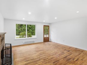 19615 SE 136th Street, Renton WA 98059