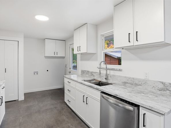 19615 SE 136th Street, Renton WA 98059