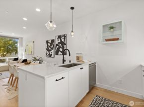 6014 A California Avenue SW, Seattle WA 98136