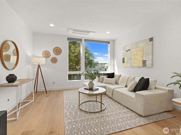 6014 A California Avenue SW, Seattle WA 98136