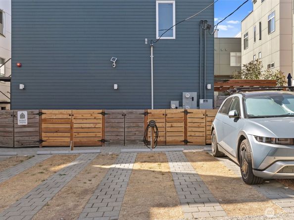 6014 A California Avenue SW, Seattle WA 98136