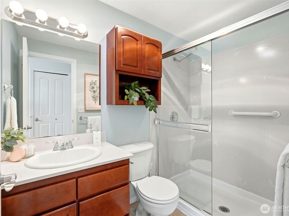 7503 212th Street SW B302, Edmonds WA 98026