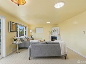 7503 212th Street SW B302, Edmonds WA 98026