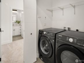 7721 NE 175th Street 104, Kenmore WA 98028