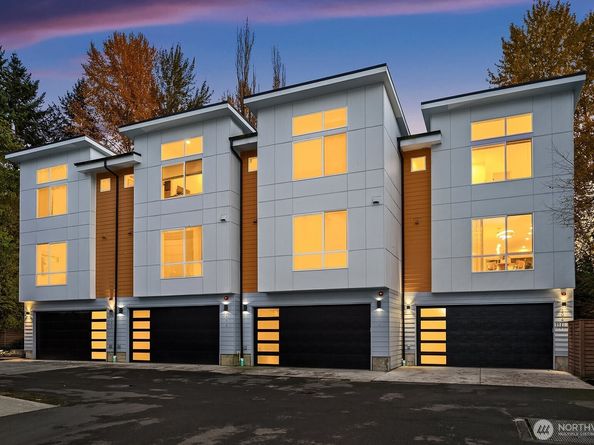 7721 NE 175th Street 104, Kenmore WA 98028