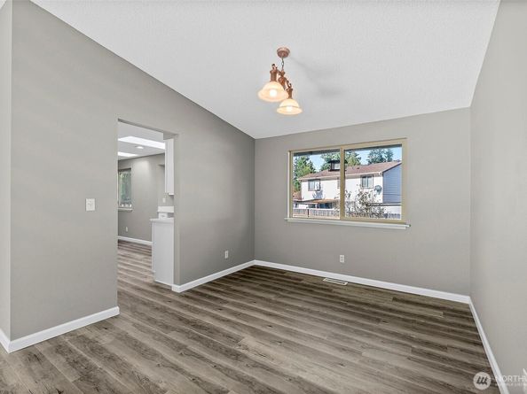 3157 SE Villa Carmel Drive, Port Orchard WA 98366