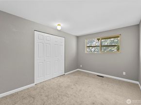3157 SE Villa Carmel Drive, Port Orchard WA 98366
