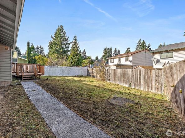 3157 SE Villa Carmel Drive, Port Orchard WA 98366