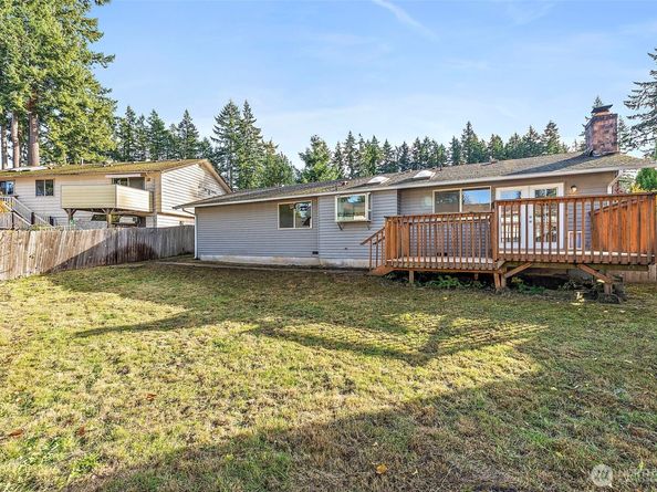 3157 SE Villa Carmel Drive, Port Orchard WA 98366