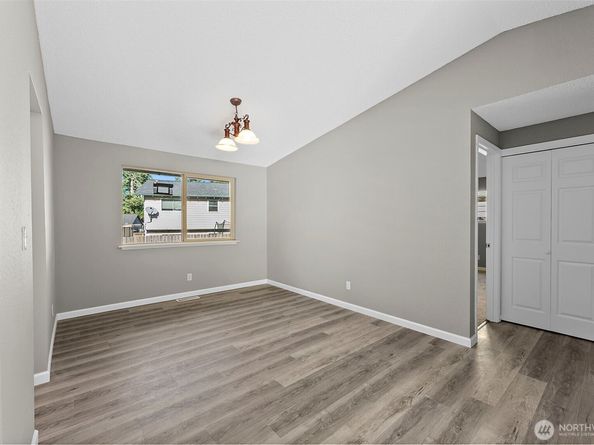 3157 SE Villa Carmel Drive, Port Orchard WA 98366