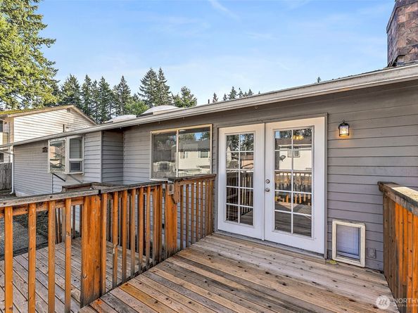3157 SE Villa Carmel Drive, Port Orchard WA 98366
