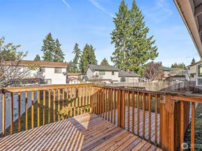 3157 SE Villa Carmel Drive, Port Orchard WA 98366