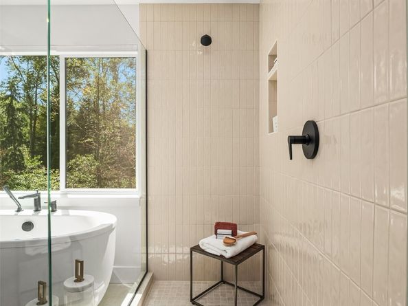 14821 Site 11 NE 2nd Court, Bellevue WA 98007